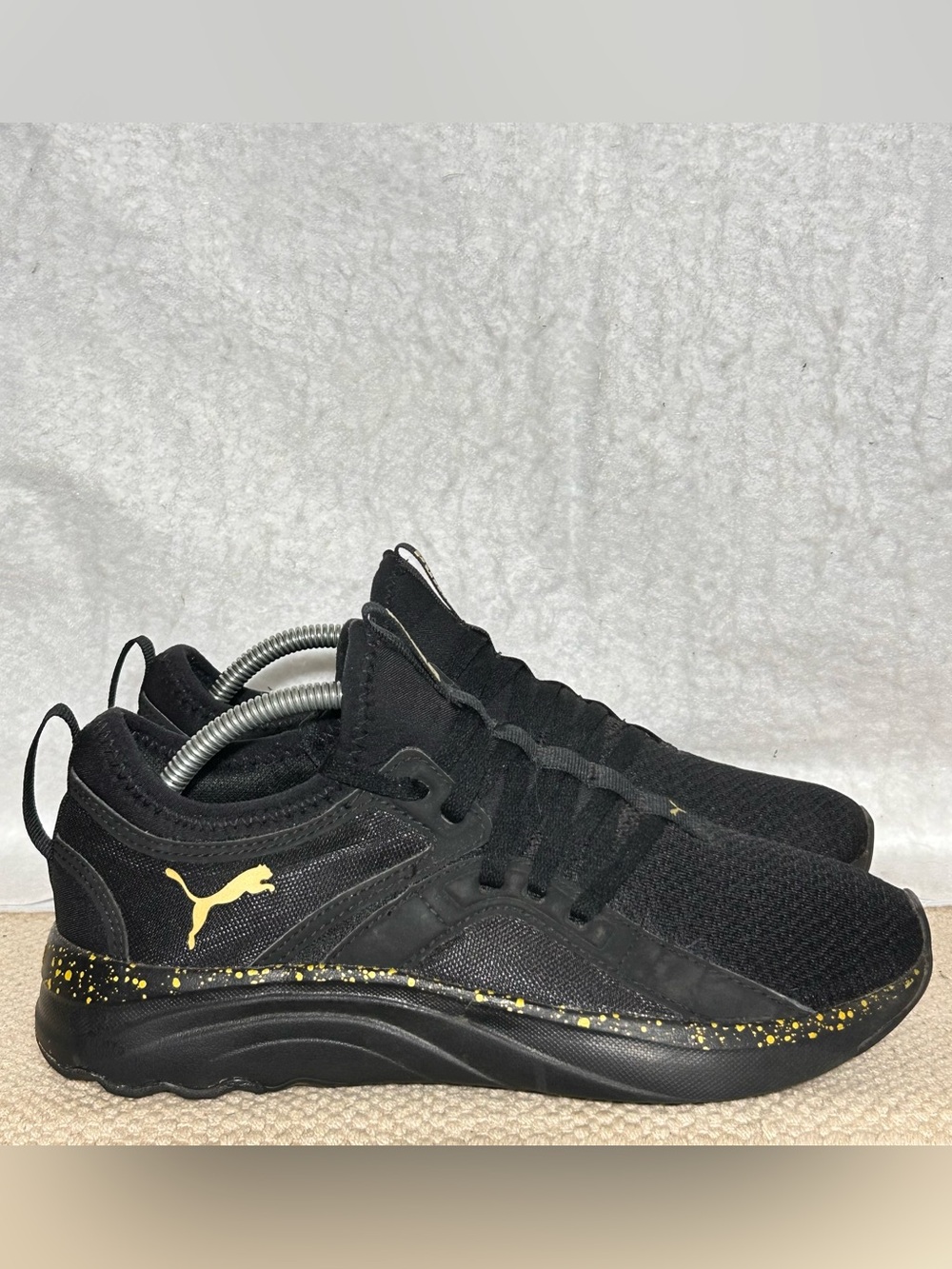 Puma Womens Black Speckle SoftRide Enzo 5 Running Athletic Sneakers Shoes SZ 8.5